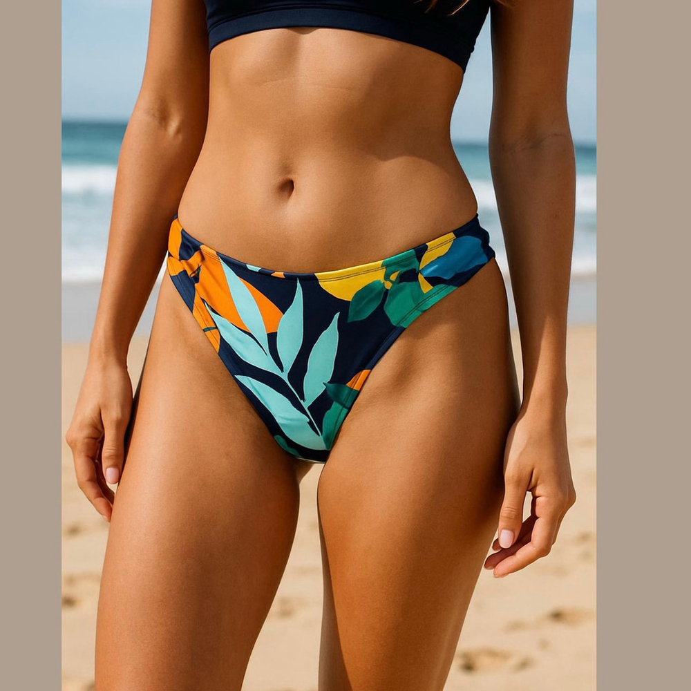 Tommy Bahama Multicolor Leaf Print Navy Bikini Bottoms Size M
